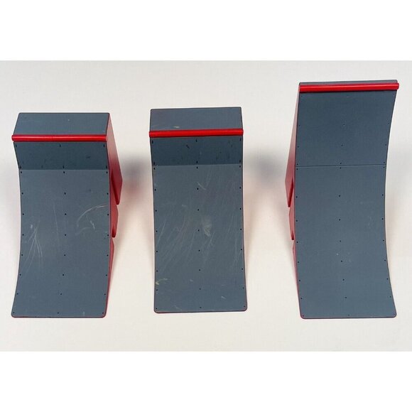 18pc TECH DECK Playset - Includes 9 Mini Boards (3.75") Accessories & Ramps EUC - Picture 11 of 14